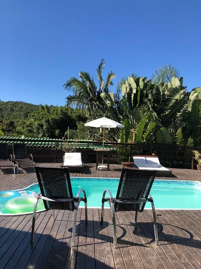 *** אורחן פראייה דו רוזה Pousada Aloha Beach House ברזיל