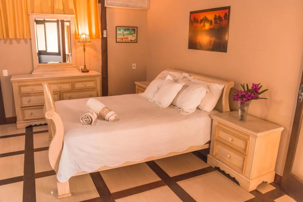 Pousada Aloha Beach House Praia do Rosa Brazil